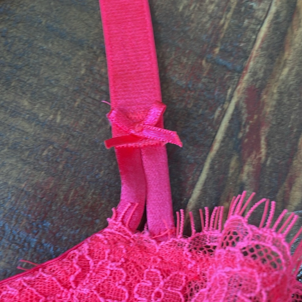 Victoria’s Secret bra - Picture 7 of 7